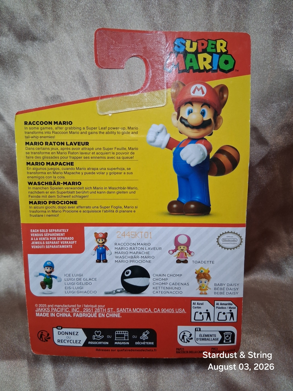 Super Mario Raccoon Mario 2.5 Inch Action Figure Jakks Pacific NIB - Picture 2 of 4